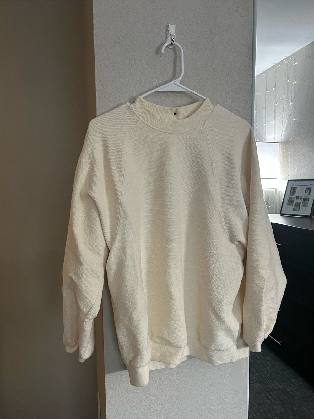 Madewell Cozy Cream Turtleneck Sweater size Medium - Picture 3 of 8